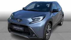 2up persian salt/night sky bla Brugt 2024 Toyota Aygo Envy Hatchback | 149.900 kr. (Fair pris)