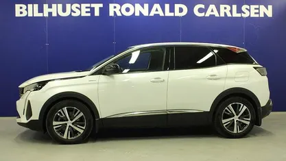 Perlemorshvid Brugt 2022 Peugeot 3008 Selection Sky | 214.900 kr. (Fair pris)