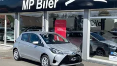 Sølvmetal Brugt 2019 Toyota Yaris Hybrid H2 Hatchback | 109.700 kr. (God pris)