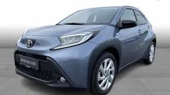 Celestite grey Brugt 2024 Toyota Aygo Active Hatchback | 144.900 kr. (Fair pris)