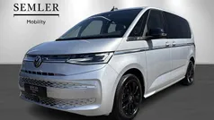 Sølvmetal Brugt 2024 VW Multivan Style MPV | 629.900 kr. (Lidt for dyr)