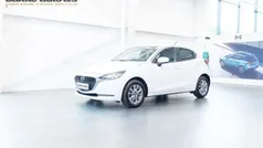 Hvidmetal Brugt 2023 Mazda 2 Sky Hatchback | 174.900 kr. (Fair pris)