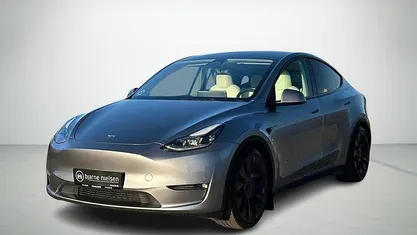 Sølvmetal Brugt 2023 Tesla Model Y Performance SUV | 289.980 kr. (Fair pris)