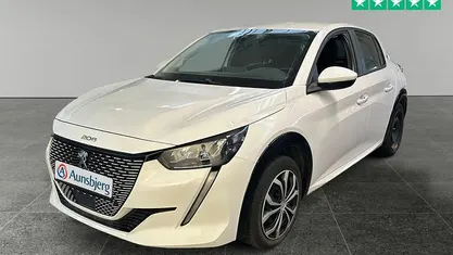 Hvid Brugt 2021 Peugeot e-208 Active Hatchback | 114.500 kr. (Fair pris)
