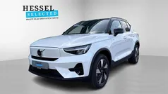 Crystal white Ny 2025 Volvo XC40 Plus SUV | 324.900 kr. (Fair pris)