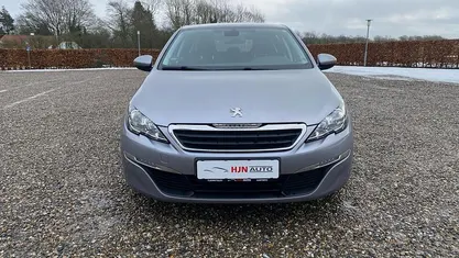 Brugt Peugeot 308 Active 120 HK (88 kW) 2015 Sølv Hatchback