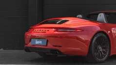 Porsche 911 Carrera 4 GTS