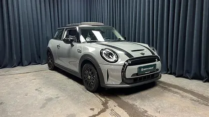 Brugt Mini Cooper SE 135 kW (184 HK) 2022 Moonwalk grey Hatchback