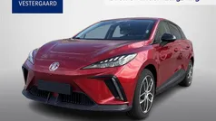 Rød Ny 2025 MG MG4 EV Luxury Hatchback | 199.700 kr. (Fair pris)