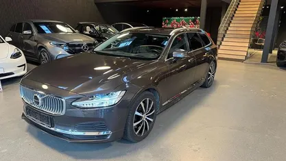 Brugt Volvo V90 Inscription 340 HK (250 kW) 2022 Platinum grey Stationcar