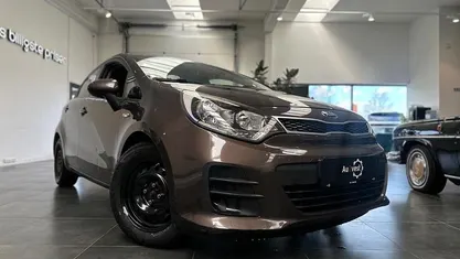 Brunmetal Brugt 2015 Kia Rio Active Hatchback | 27.799 kr. (Super pris)