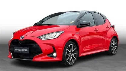 Tokyo fusion/night sky black Brugt 2021 Toyota Yaris Hybrid Edition Hatchback | 209.900 kr. (Fair pris)