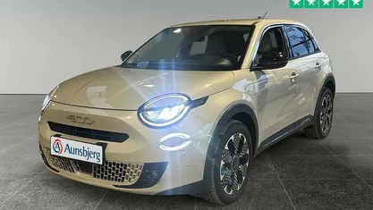 Grå Brugt 2025 Fiat 600E La Prima SUV | 199.500 kr. (Fair pris)