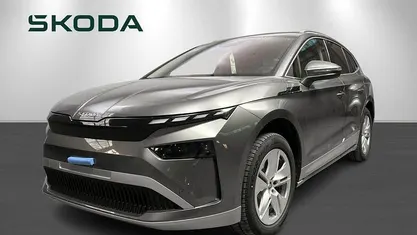 Gråmetal Ny 2025 Skoda Enyaq iV SUV | 329.900 kr. (Fair pris)