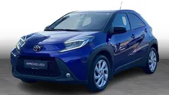 2vl juniper blue/night sky b Brugt 2022 Toyota Aygo Pulse Hatchback | 149.900 kr. (Fair pris)