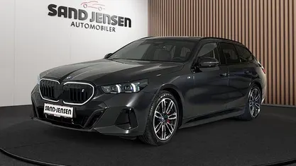 Gråmetal Brugt 2024 BMW i5 M Sport Stationcar | 569.900 kr. (Fair pris)