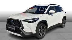 Platinum pearl white Brugt 2023 Toyota Corolla Cross Comfort SUV | 309.995 kr. (Fair pris)