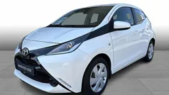 Brugt 2016 Toyota Aygo X-play Hatchback | 69.900 kr. (Lidt for dyr)