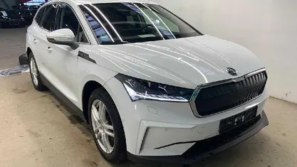 Brugt 2023 Skoda Enyaq iV Loft SUV | 199.600 kr. (Super pris)