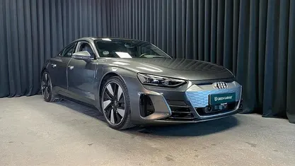 Daytona grey Brugt 2023 Audi e-tron GT quattro Sedan | 649.900 kr. (Fair pris)