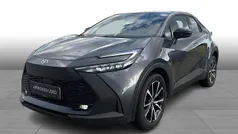 Brugt 2025 Toyota C-HR Style SUV | 334.900 kr. (Lidt for dyr)