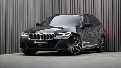 Sortmetal Brugt 2022 BMW 530e M Sport Stationcar | 529.800 kr. (Fair pris)