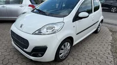 Hvid Brugt 2014 Peugeot 107 Active Hatchback | 32.990 kr. (God pris)
