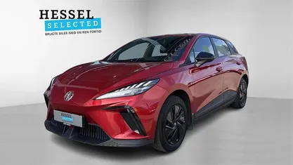 Brugt MG MG4 EV 125 kW (170 HK) 2023 Rød Hatchback