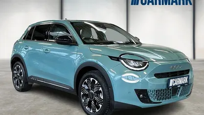 Lysblåmetal Brugt 2024 Fiat 600E La Prima Hatchback | 174.800 kr. (God pris)