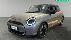 Sølv metal Ny 2025 Mini Cooper Classic Hatchback | 224.500 kr. (God pris)