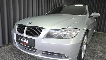 Brugt 2005 BMW 330 Sedan | 64.900 kr.