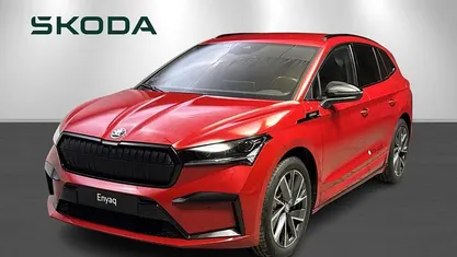 Rødmetal Brugt 2025 Skoda Enyaq iV SportLine SUV | 369.900 kr. (Fair pris)