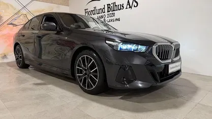 Brugt BMW i5 M Sport 250 kW (340 HK) 2024 Koksmetal Sedan