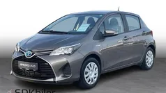 Koksmetal Brugt 2017 Toyota Yaris Hybrid H2 Hatchback | 124.900 kr. (Fair pris)