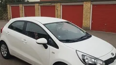 Hvid Brugt 2014 Kia Rio Comfort Hatchback | 59.900 kr. (Fair pris)
