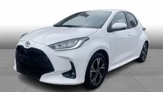 Brugt 2025 Toyota Yaris Hybrid Style Hatchback | 261.900 kr.