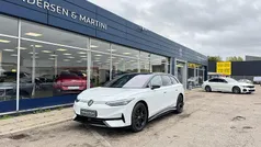 Glacierwhite/black Ny 2025 VW ID.7 Pro Stationcar | 488.800 kr. (Fair pris)