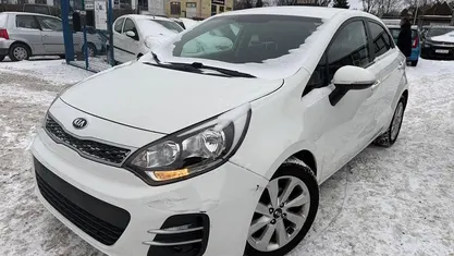 Brugt Kia Rio 86 HK (63 kW) 2015 Hvid Hatchback