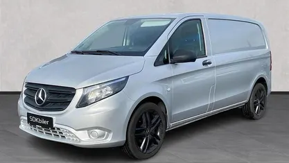 Sølv Brugt 2022 Mercedes Vito Van | 249.900 kr.