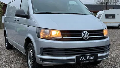 Sølvmetal Brugt 2016 VW T6 Van | 104.900 kr.