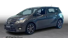 Grey me. Brugt 2017 Toyota Verso Premium MPV | 159.900 kr. (Fair pris)