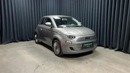 Mineral grey Brugt 2023 Fiat 500e Icon Hatchback | 129.900 kr. (Fair pris)