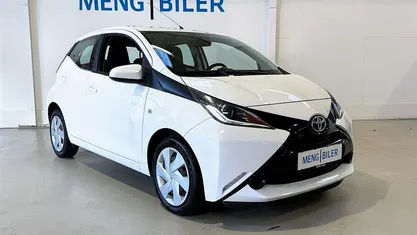Brugt 2016 Toyota Aygo X-play Hatchback | 37.500 kr. (Fair pris)