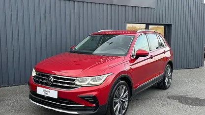 Rødmetal Brugt 2022 VW Tiguan Elegance SUV | 319.900 kr. (Fair pris)