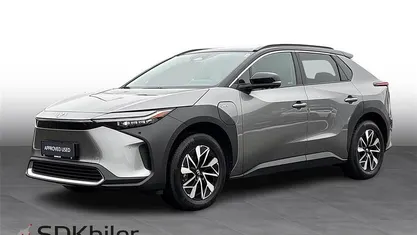 Brugt Toyota bZ4X Executive 150 kW (204 HK) 2025 2wc deep metal grey/astral bla SUV