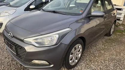 Grå Brugt 2015 Hyundai i20 Trend Hatchback | 52.990 kr. (Fair pris)