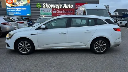 Hvid Brugt 2016 Renault Mégane IV Zen Stationcar | 82.900 kr. (Dyr)