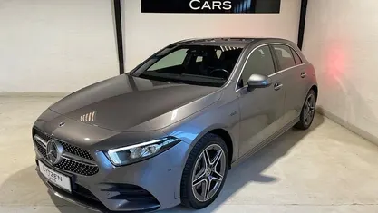 Gråmetal Brugt 2021 Mercedes A250 AMG line Sedan | 259.800 kr. (Super pris)