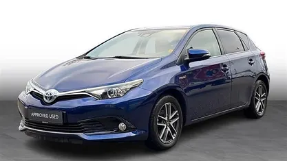 Mørk blå 8t5 dark blue Brugt 2018 Toyota Auris Hybrid Comfort Hatchback | 134.900 kr. (Fair pris)
