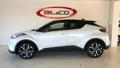 Pearl white/astral black Brugt 2019 Toyota C-HR Multidrive S SUV | 189.900 kr. (Fair pris)